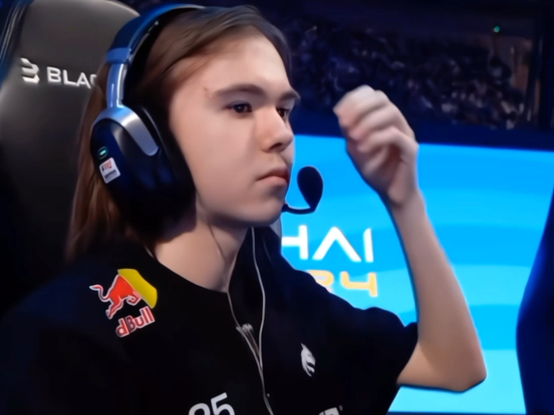 涯奠定了坚 涯奠定了坚